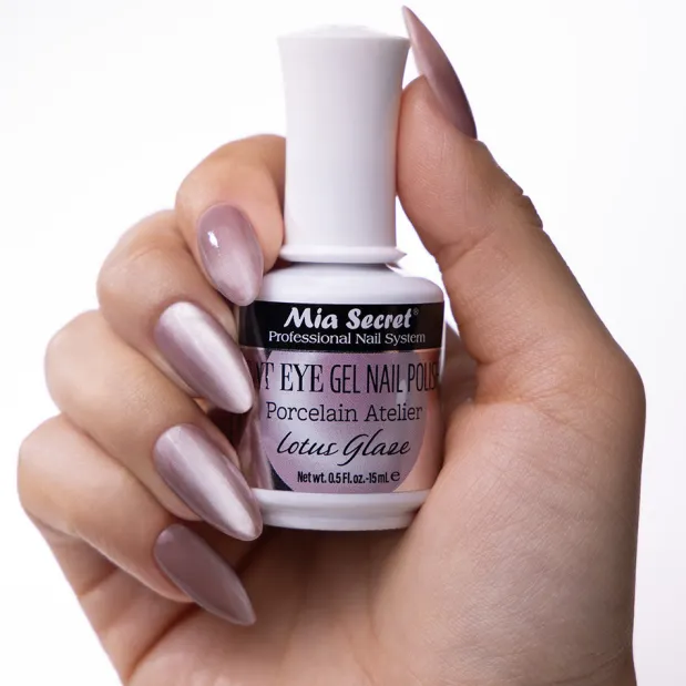 Lotus Glaze Cat Eye Gel Polish
