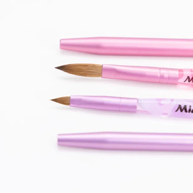Mia Selects (Kolinsky Nail Brush 8 OR, Kolinsky Nail Brush 04 3D)