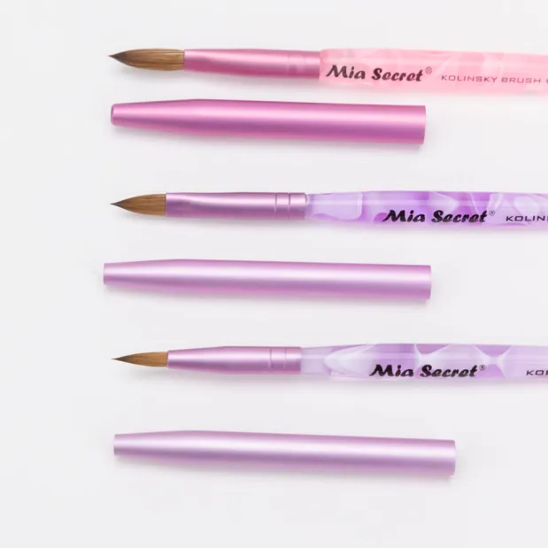 Mia Selects (Kolinsky Nail Brush 7 OR, Kolinsky Nail Brush 06 3D, Kolinsky Nail Brush ROUND 3D))
